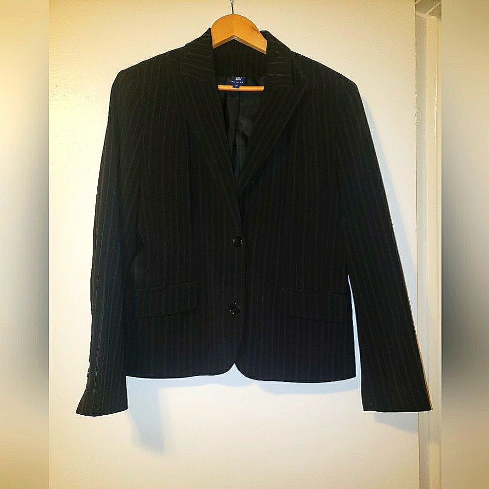 Pin Stripe Blazer Size 12 Petite